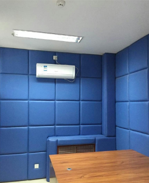 布藝吸音軟包，會(huì)議室防撞吸音軟包，電影院，體育館吸音材料